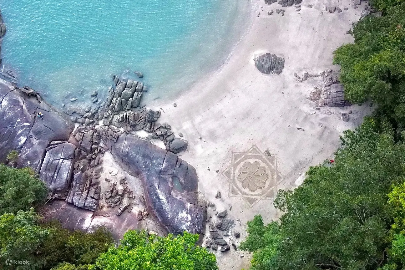 海滩的鸟瞰图