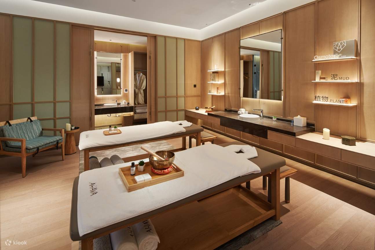 Club Med Changbaishan Resort (Accommodation + All-day Dining + Professional Skiing Lessons + Unlimited Skiing Experience + Hot Spring Center + Evening Parties)