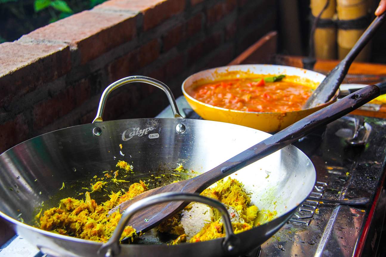 Balinesischer veganer Kochkurs in Ost-Bali mit Gartentour - Klook ...
