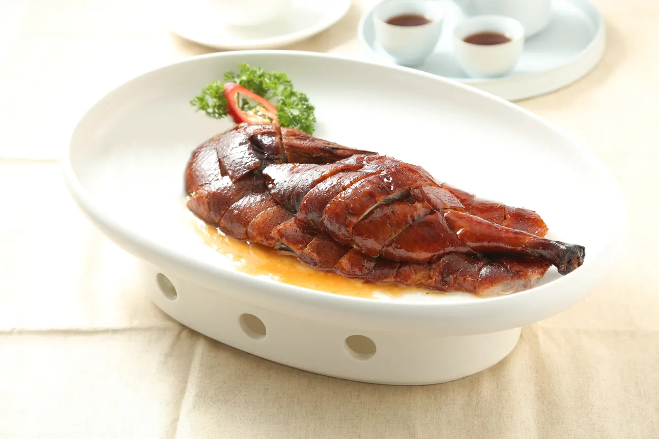 富临皇宫｜节日乳猪、古法羊腩煲丨全港各区多间分店