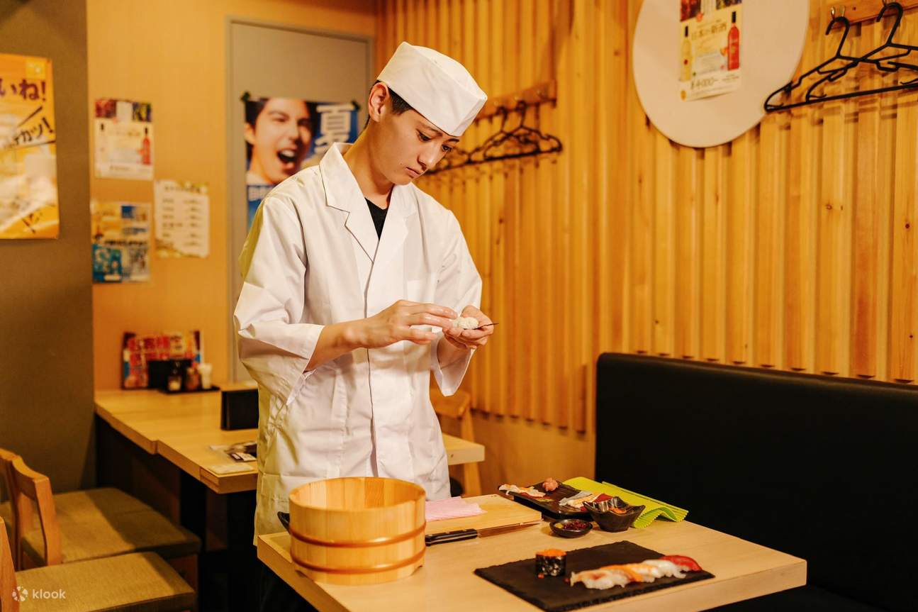 Expérience de fabrication de sushis à Tokyo et cours de cuisine japonaise