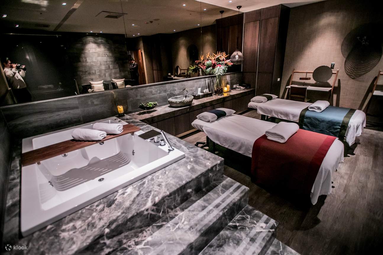 青和泰包厢按摩区