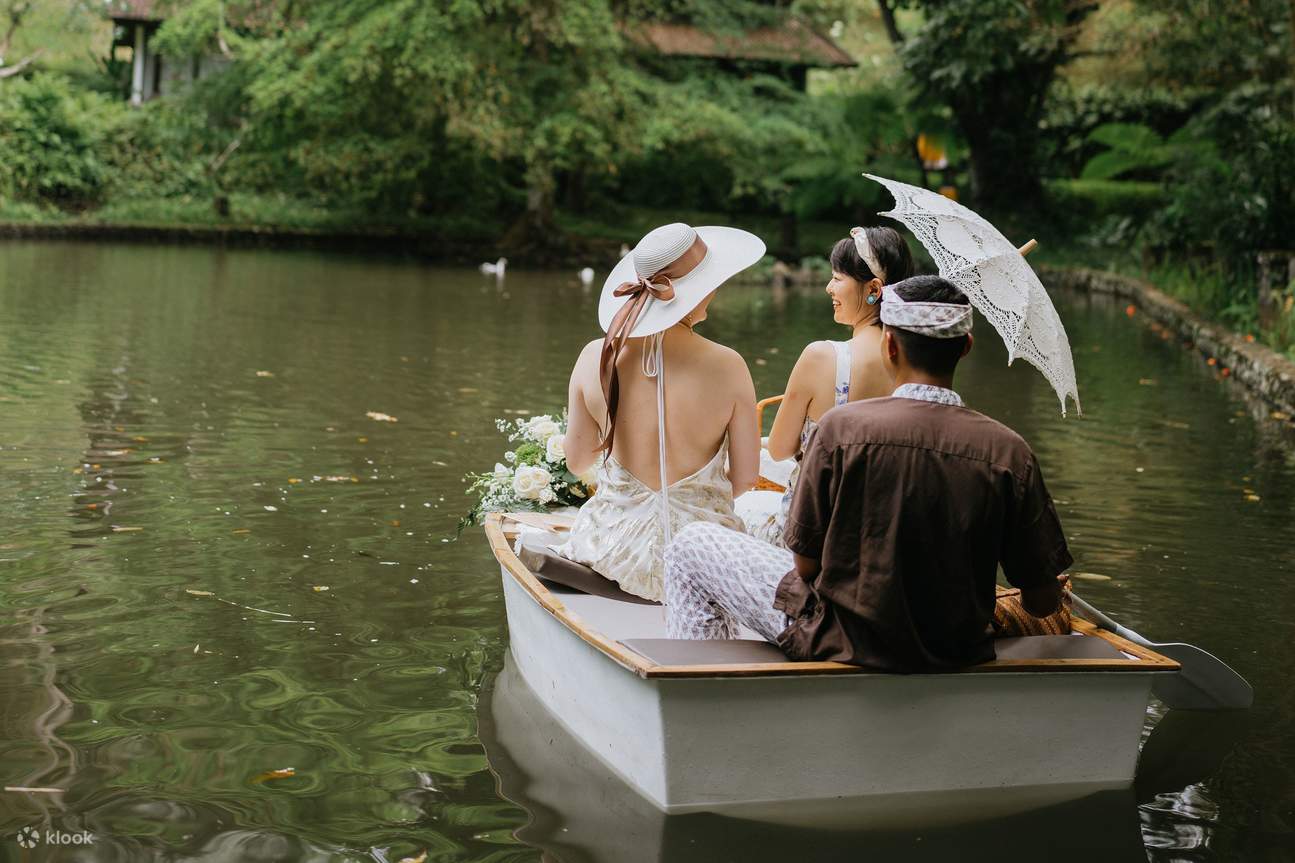 Romantic Picnic on the Boat