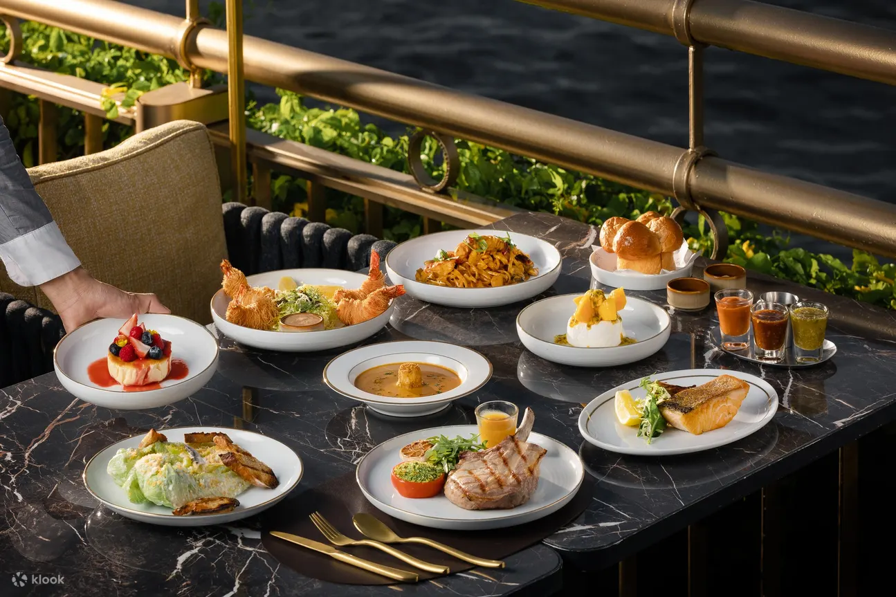 河畔亚洲餐厅 Crystal Grill House