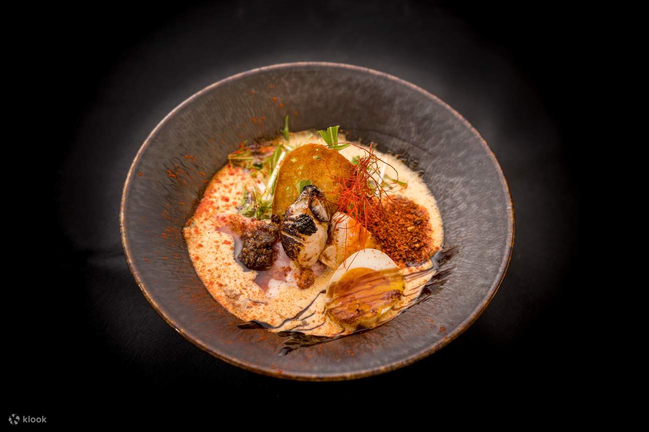 타다이마헨신추 프랑스식 라멘 가게 - 도쿄