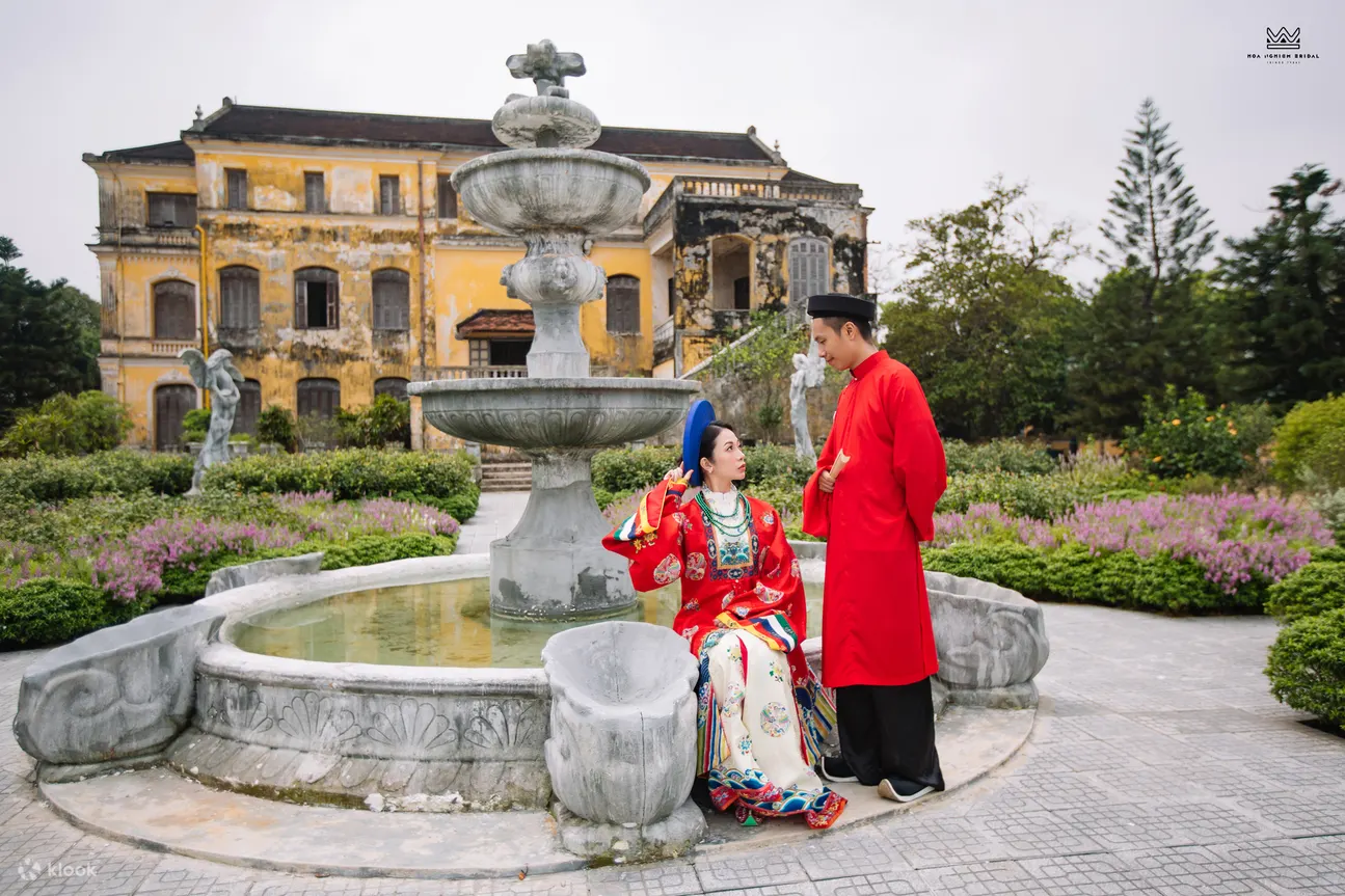 khai dinh masoleum