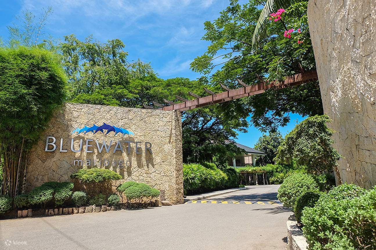 Eingang zum Bluewater Maribago