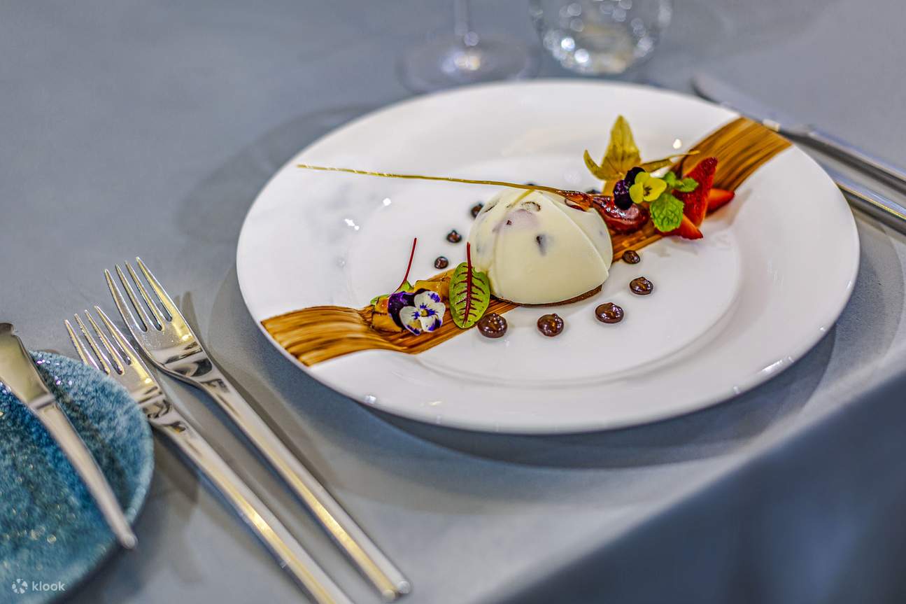 다낭 템테이션 프렌치 레스토랑에서 즐기는 특별한 식사