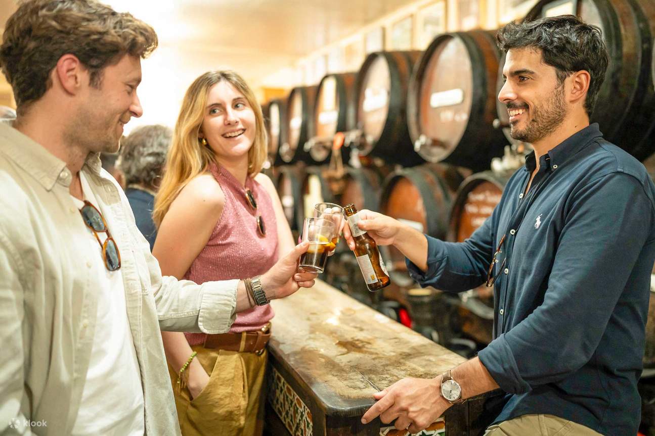 Malaga Gastronomic Tour: Tapas, Wine & Rooftops