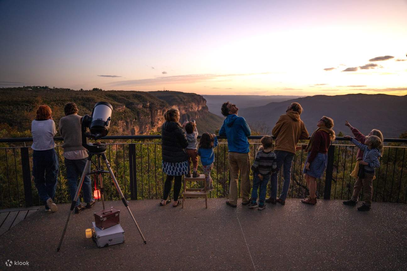 Observation des étoiles dans les Montagnes Bleues