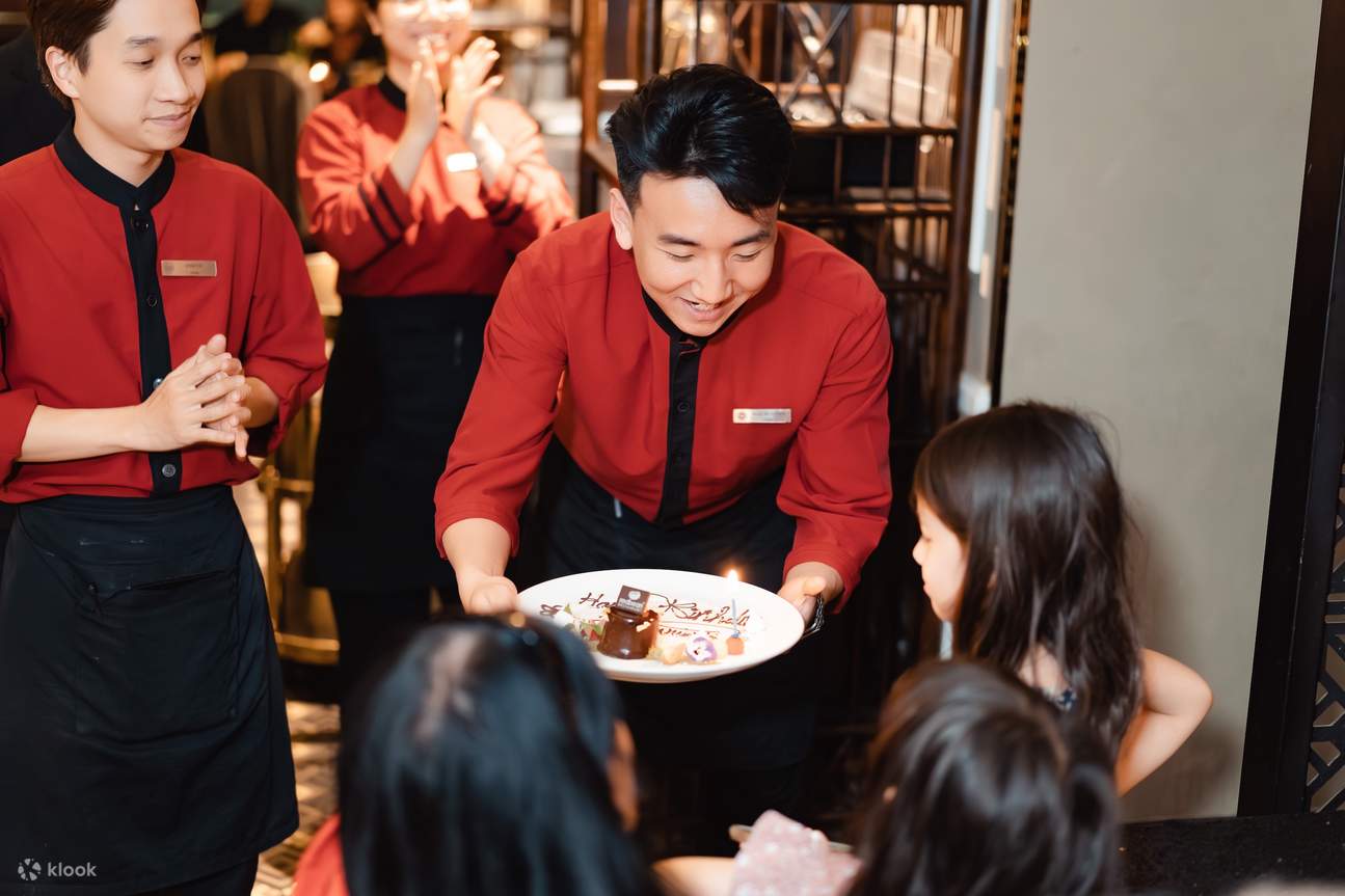 レッドビーン・マーメイ：ハノイでの上質なダイニング体験