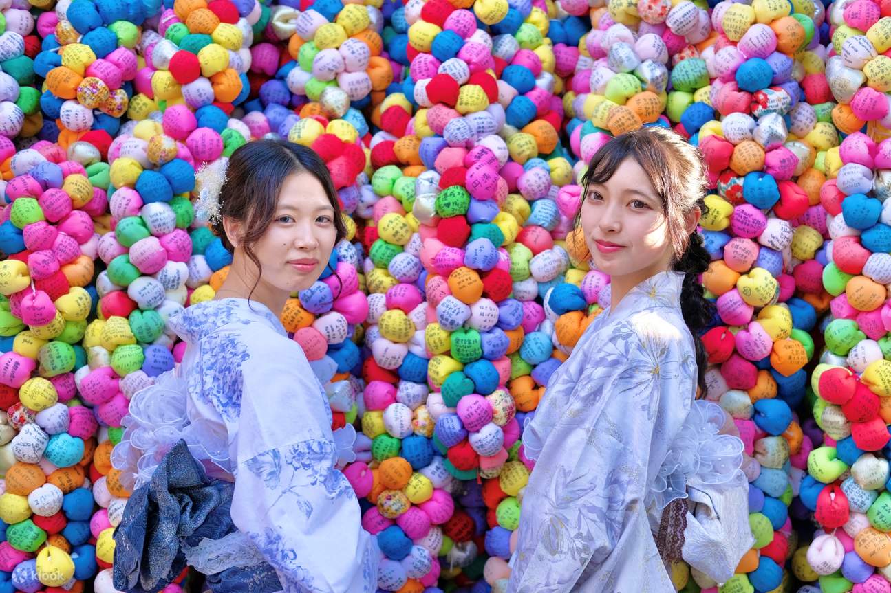 Kyoto Photography Tour (Yasaka Shrine, Yasaka Koshindo, Yasaka Pagoda, Kiyomizu-dera Temple)