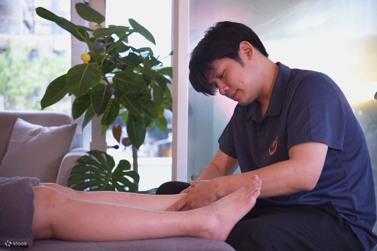Orange Yi Fascial Manipulation & Sports Massage Experience Voucher (MRT Zhongxiao Fuxing Station)