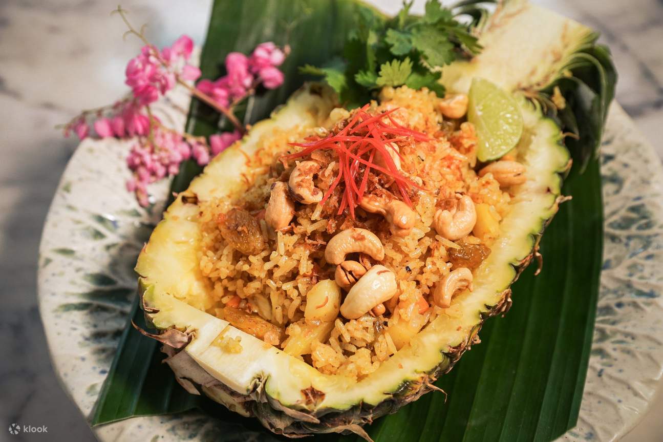 Pineapple Fried Rice at Khao Jan Prod. Khao Jaan-Prod - The memorable taste of Thai, a new brand from 'Khao' a Michelin Star Thai restaurant for many consecutive years.