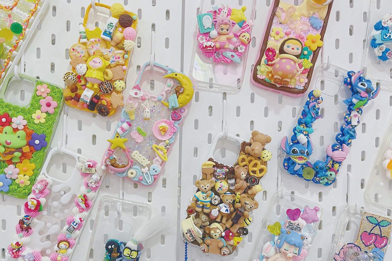 Decoden phone case whipped cream
