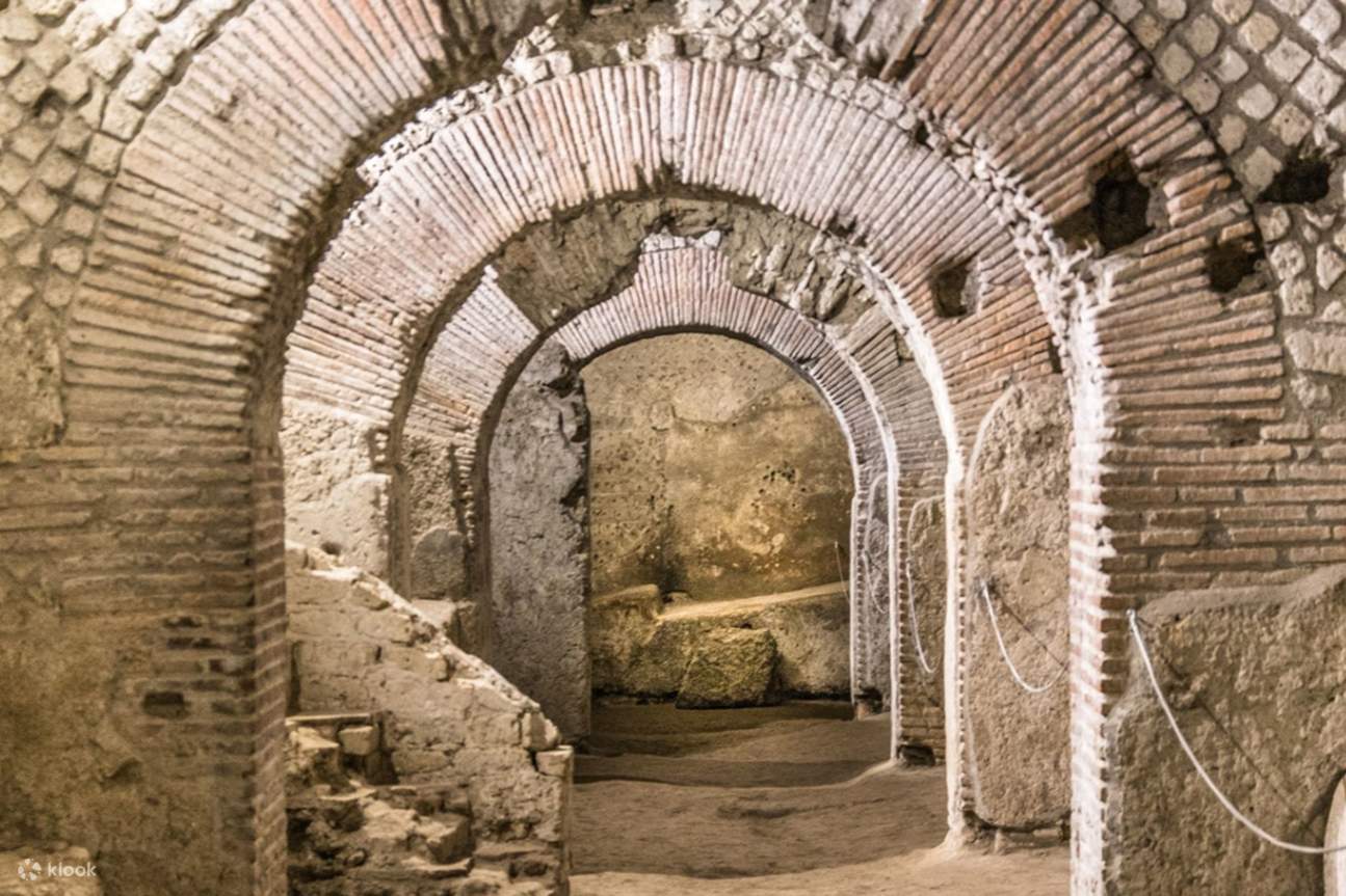 Downtown and Underground Ruins Tour in Naples - Klook Malaysia