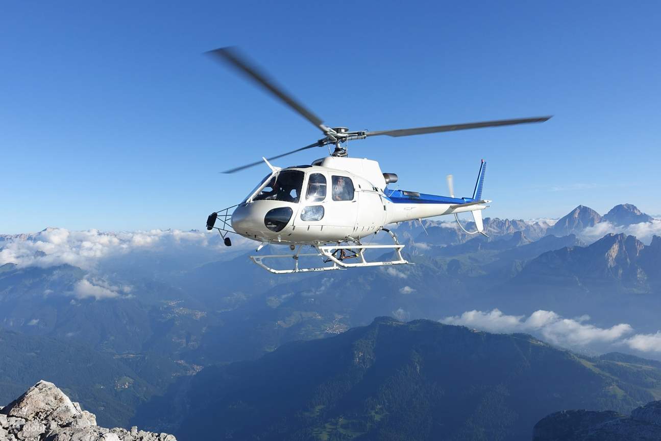 Tour privado en helicóptero al Matterhorn desde Berna