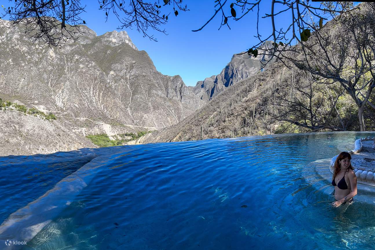 Tour guidato delle grotte di Tolantongo da Città del Messico
