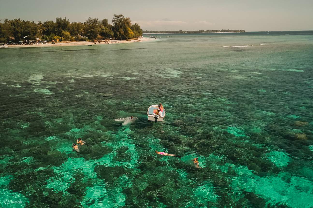 Catamaran Snorkelling Trip • Nusa Lembongan • 4 Experiences in 1