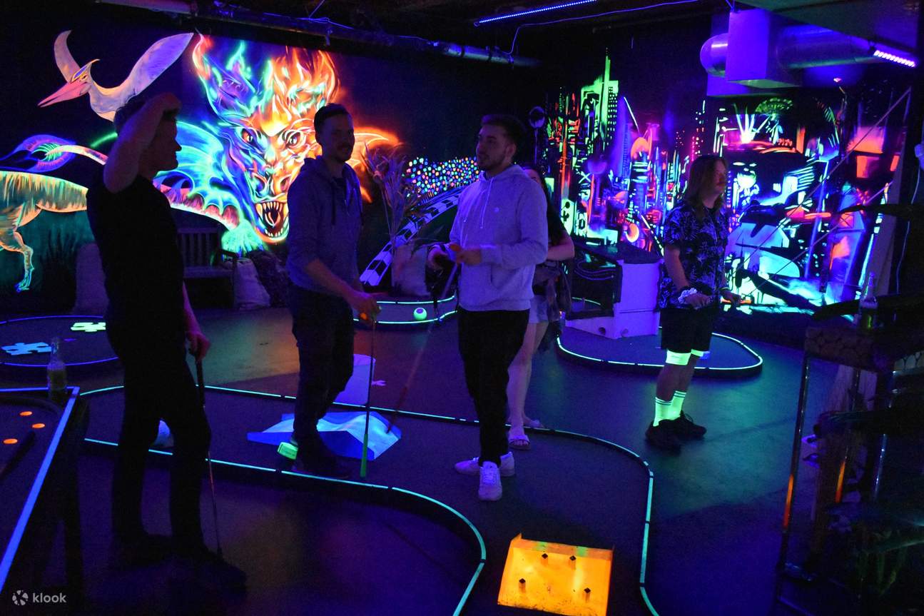 Campo de golf iluminado