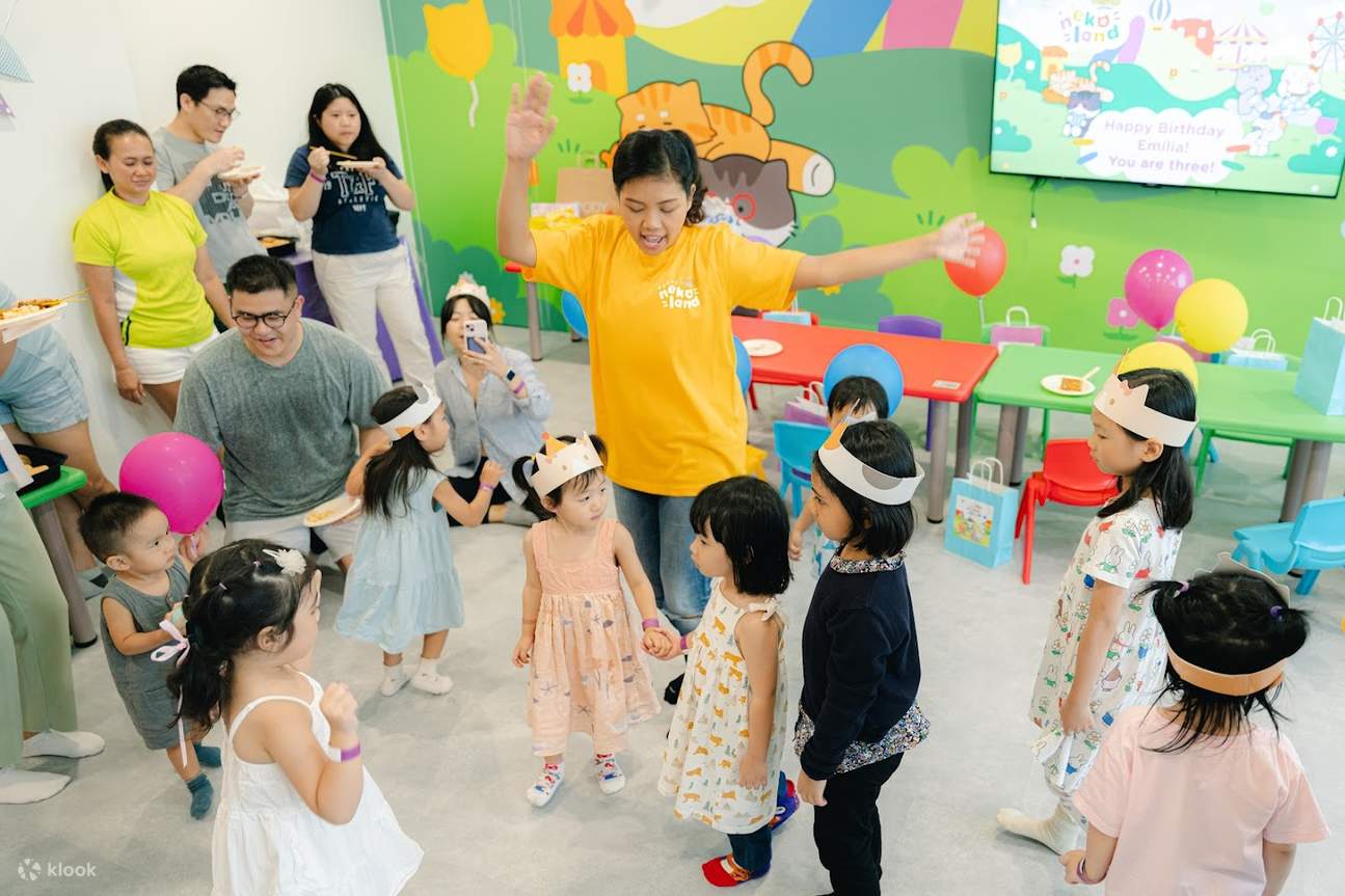 pesta bersama anak-anak