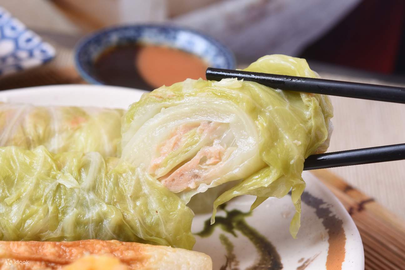 Brick Terrace Oden - Vegetable Rolls