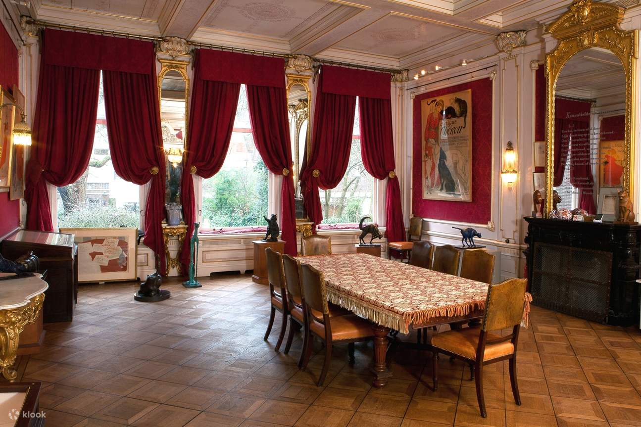 キッテンキャビネット猫美術館 (kittenkabinet cat museum)