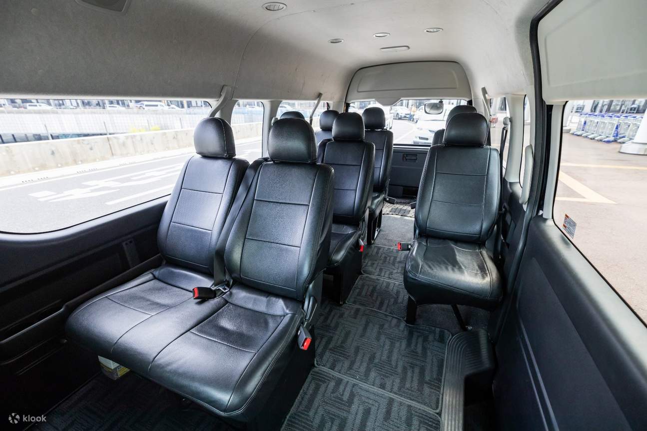 There is also a 10-seater car to meet the needs of multi-person group travel