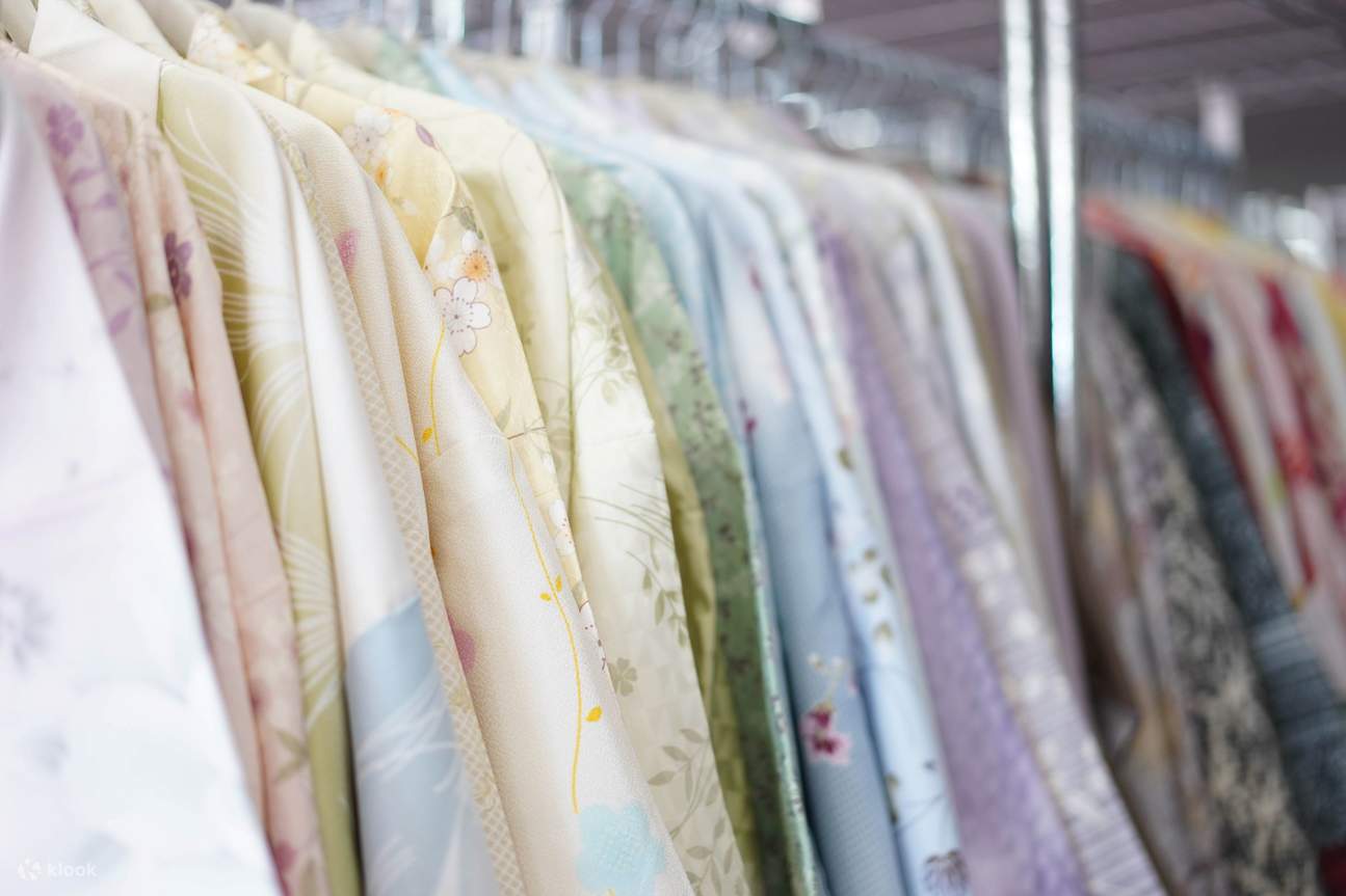 和服租赁体验（京都／爱和服 伏见稻荷店提供）