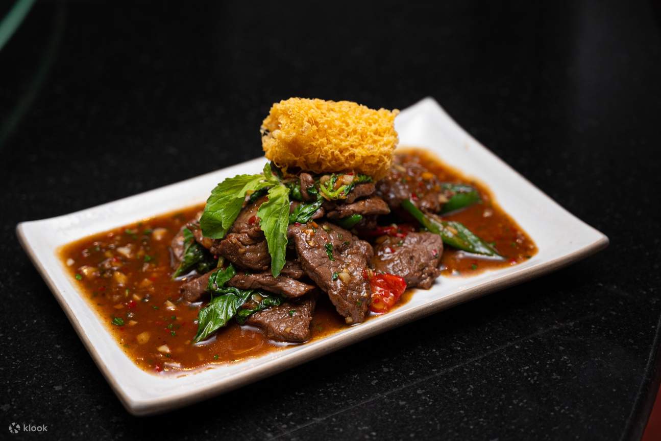 曼谷悦榕庄 Saffron 当代泰式特色屋顶