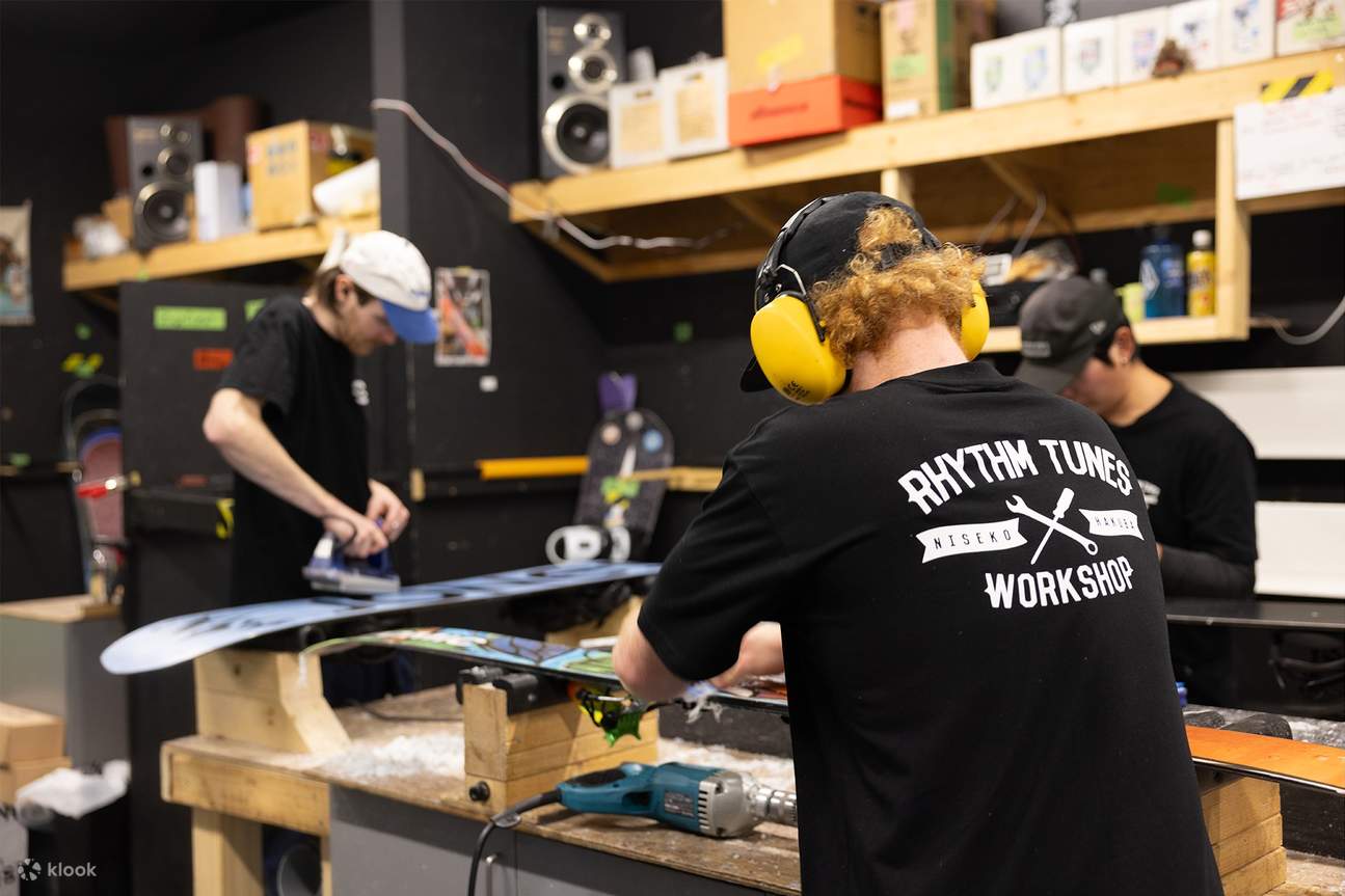 Rhythm Niseko - repair skis