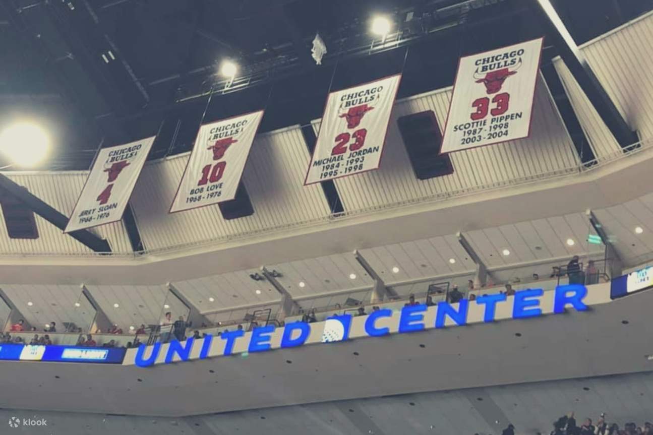 Trận bóng rổ Chicago Bulls tại United Center
