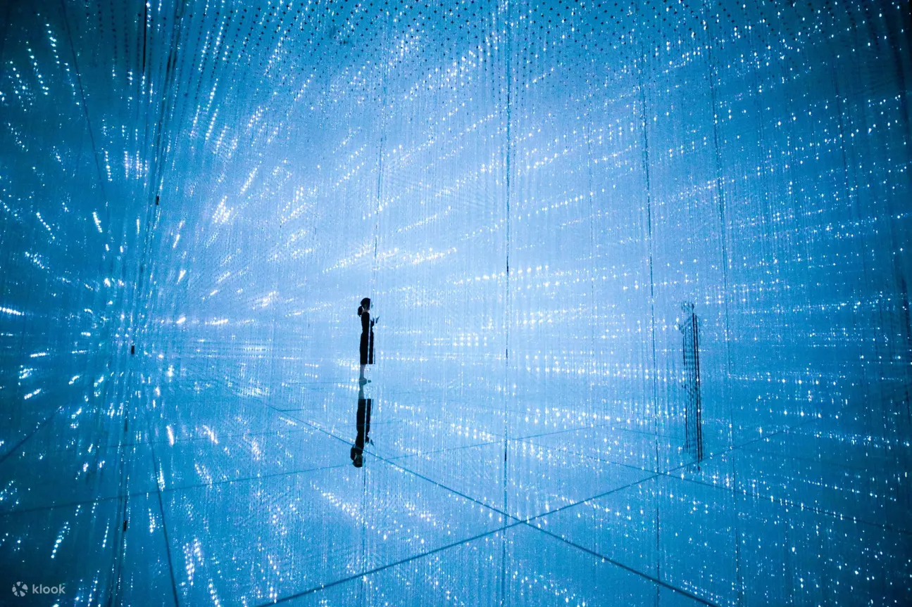 teamLab Planets TOKYO - 迷失在无穷无尽的水晶宇宙中