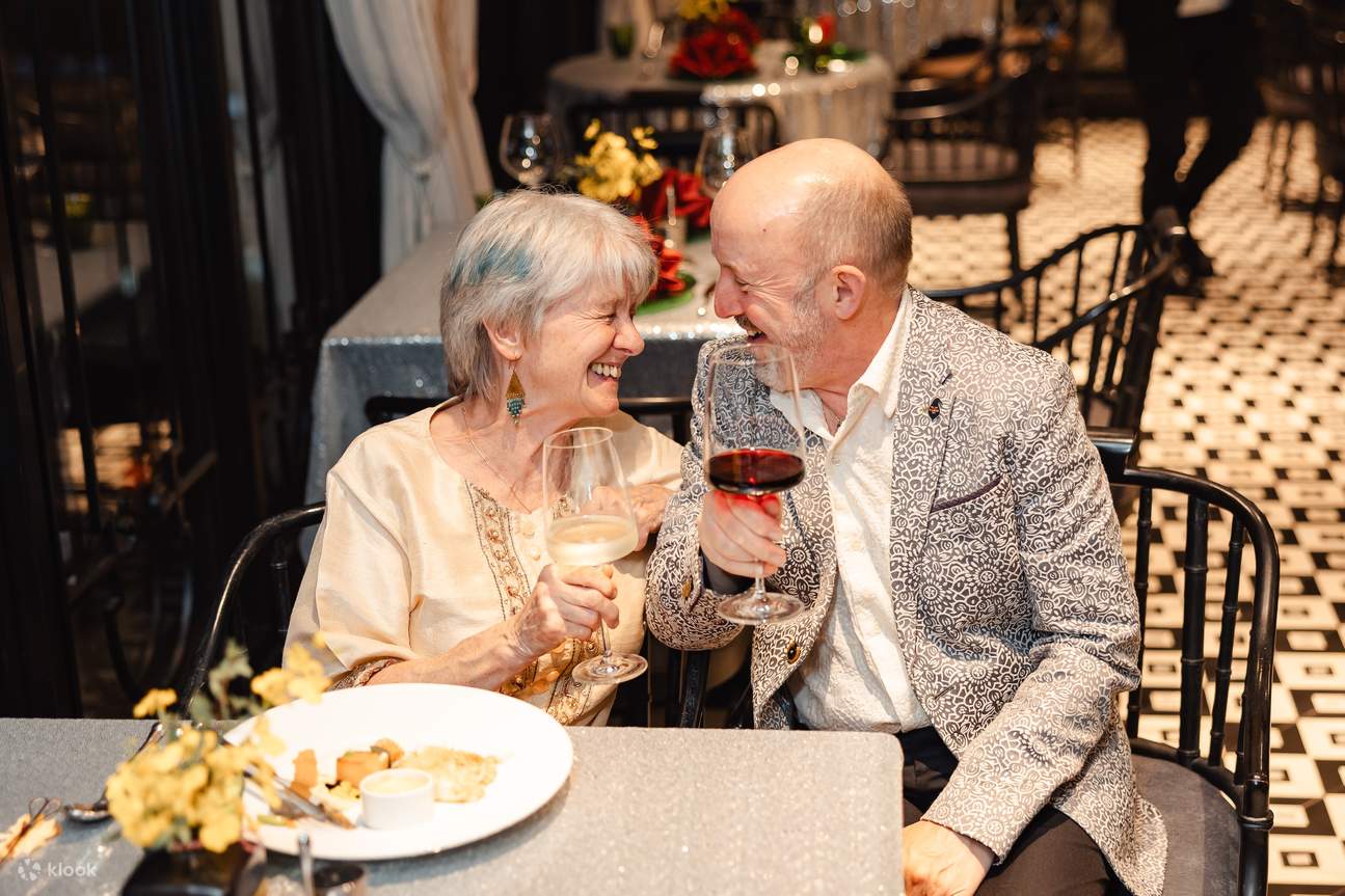 Cloud Nine Fine Dining：高空美景与越南美食