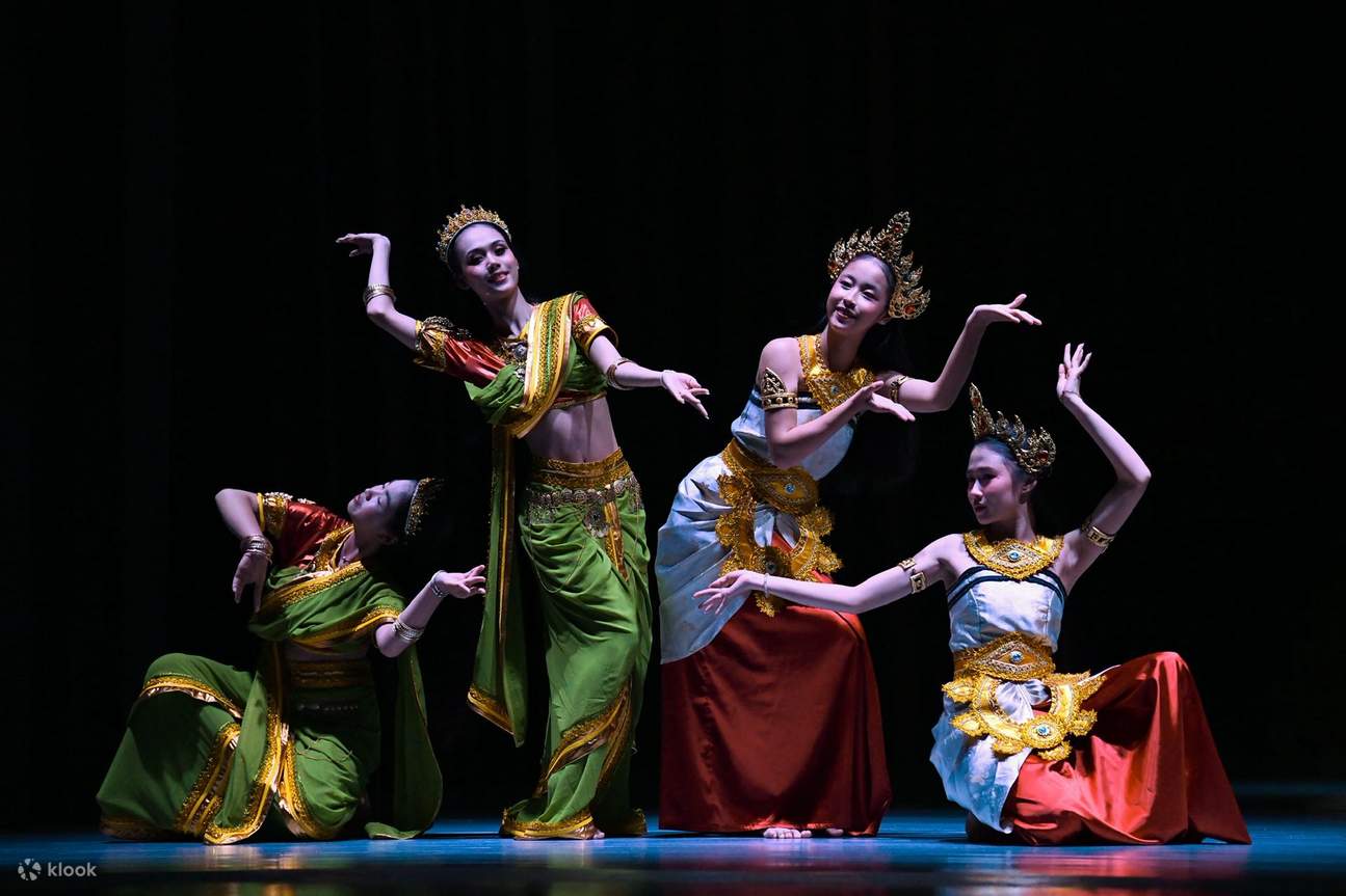 Luang Prabang: Buddha's Light Stage Show