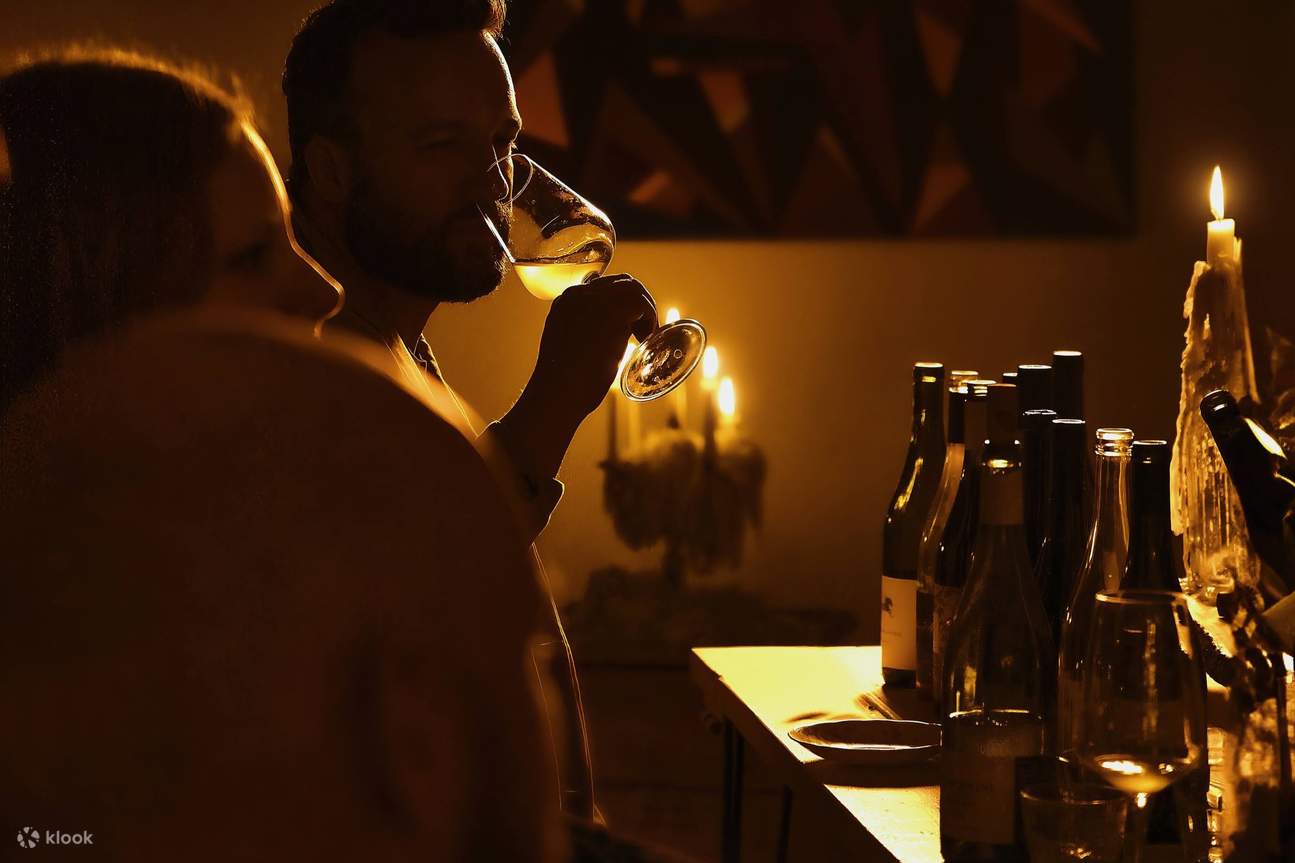 Expérience de dégustation de vins canadiens 