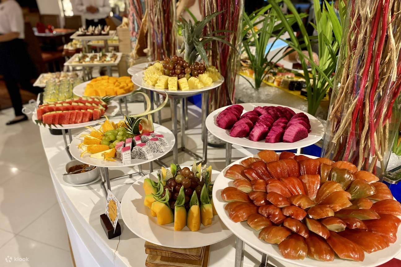 芽莊諾富特酒店海鮮自助晚餐