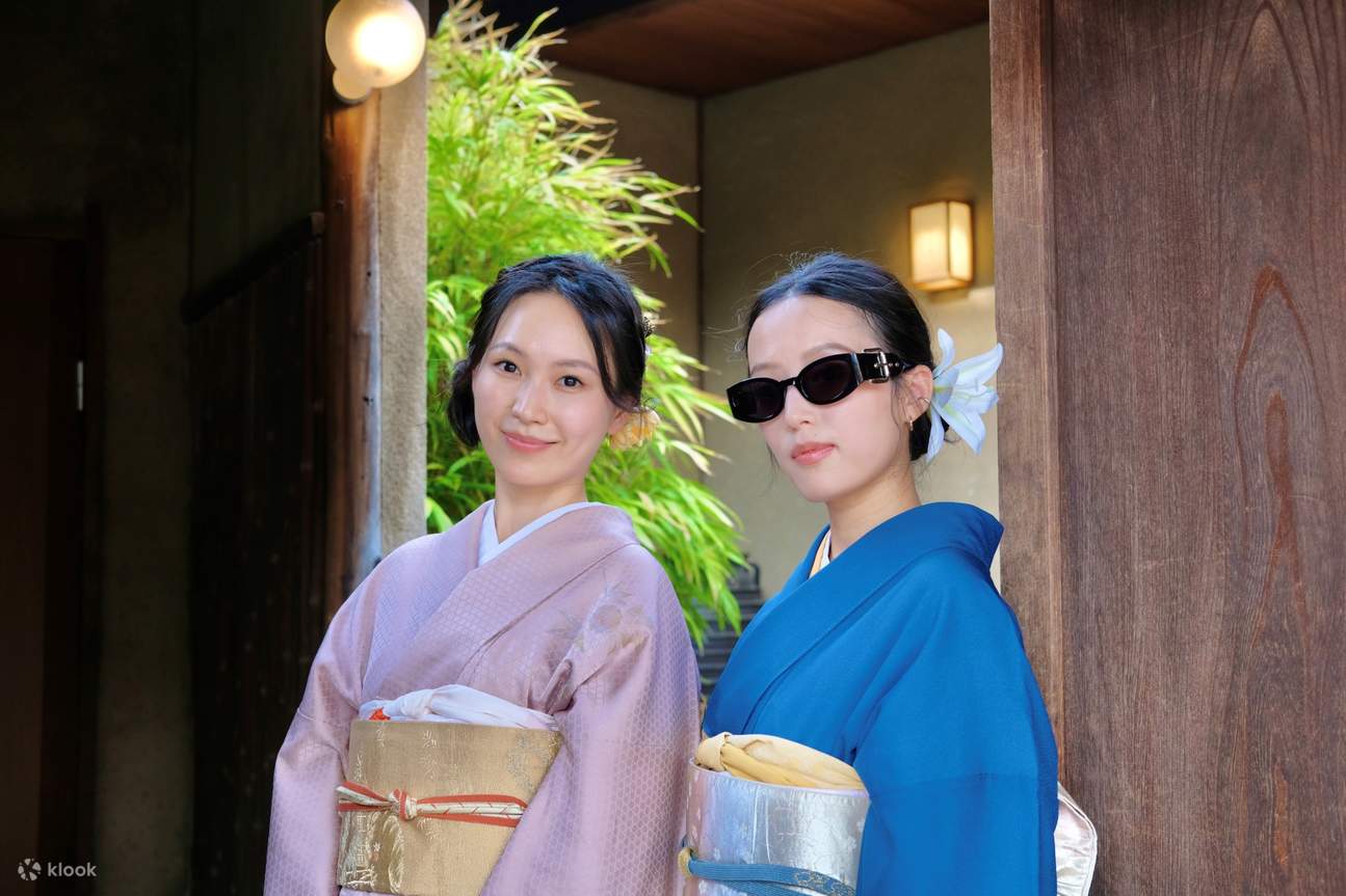 Kyoto Photography Tour (Yasaka Shrine, Yasaka Koshindo, Yasaka Pagoda, Kiyomizu-dera Temple)