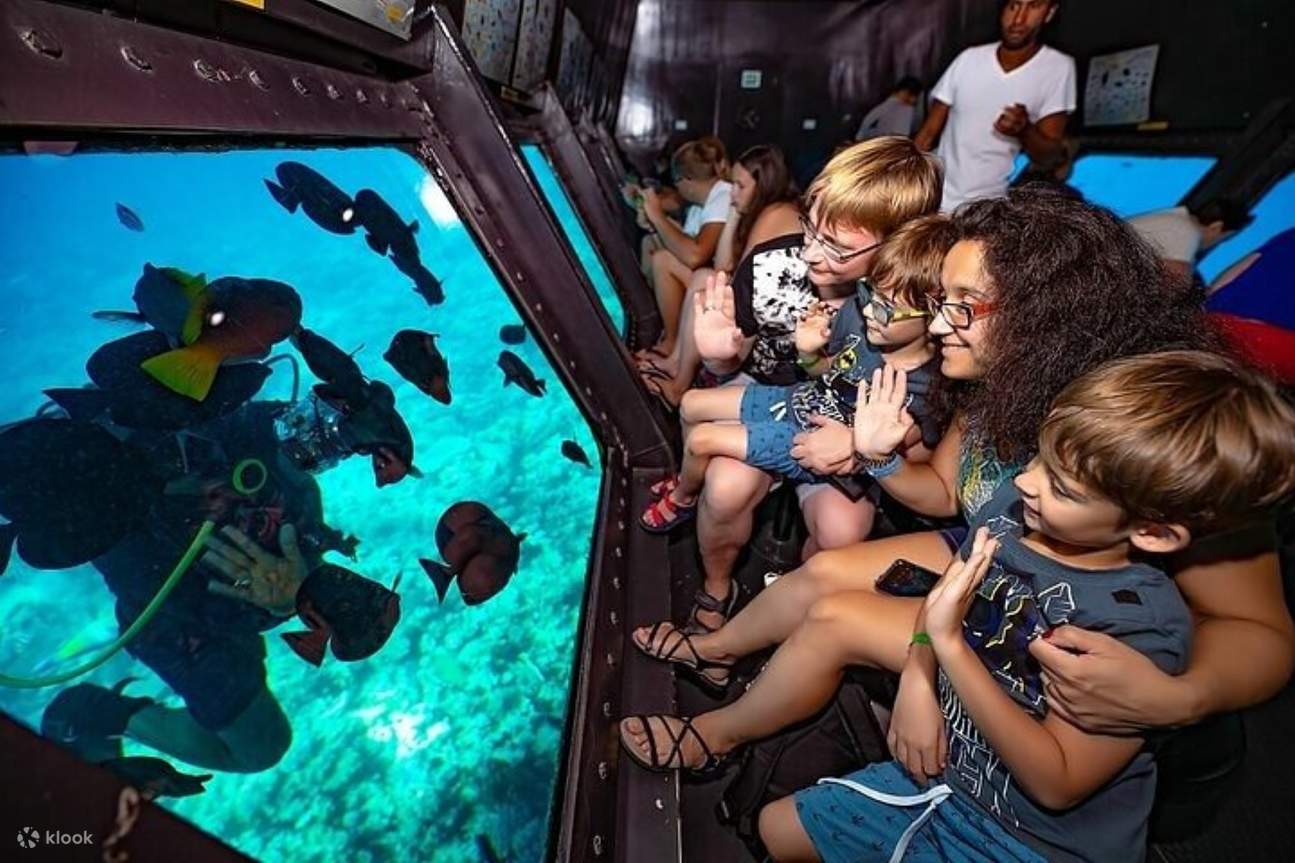 Explore Hurghada Semi-Submarine Tour & Snorkeling – Hurghada