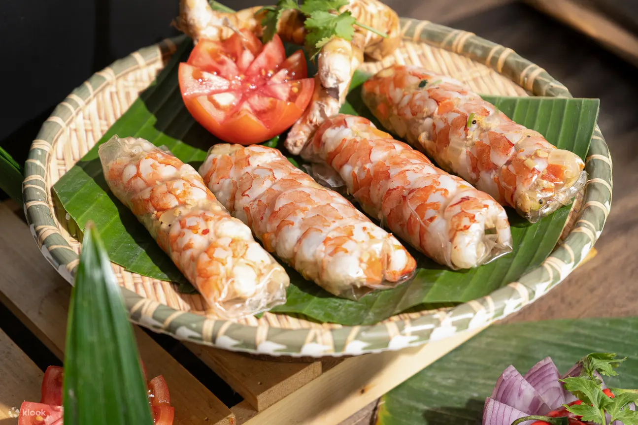 香港西环万怡酒店自助餐｜MoMo Cafe｜自助午餐、自助晚餐｜刺身、冰镇海鲜、各款美食、Movenpick 雪糕