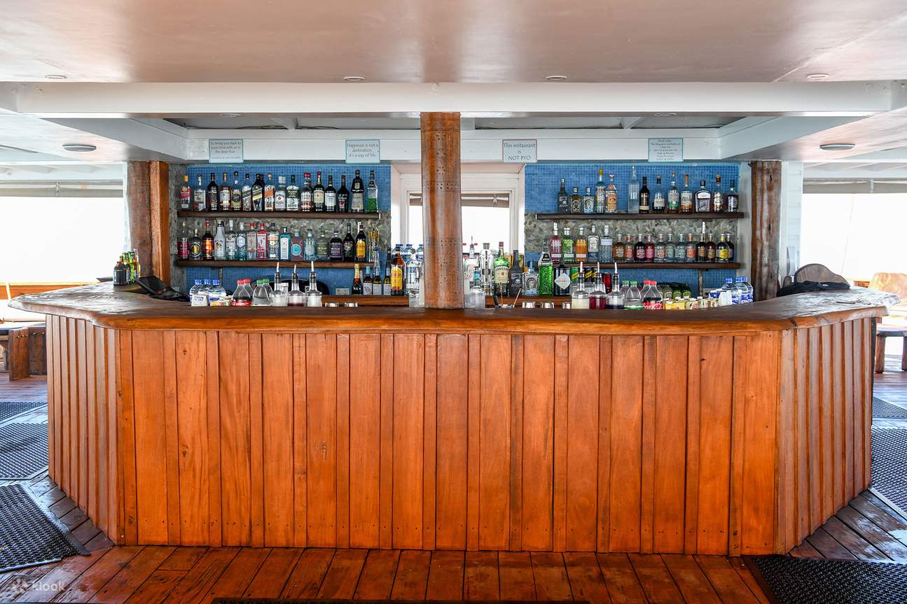 Cloud 9 Tagesausflug ab Denarau mit FJD60 Bar-Guthaben in Fidschi