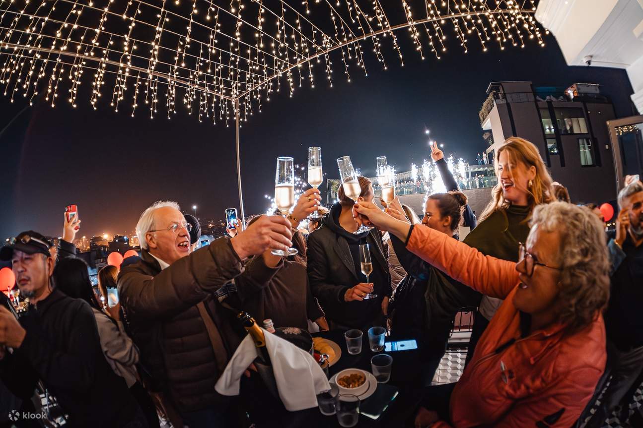 Red Bean Hang Thun: Pengalaman Makan Malam Mewah Di Hanoi