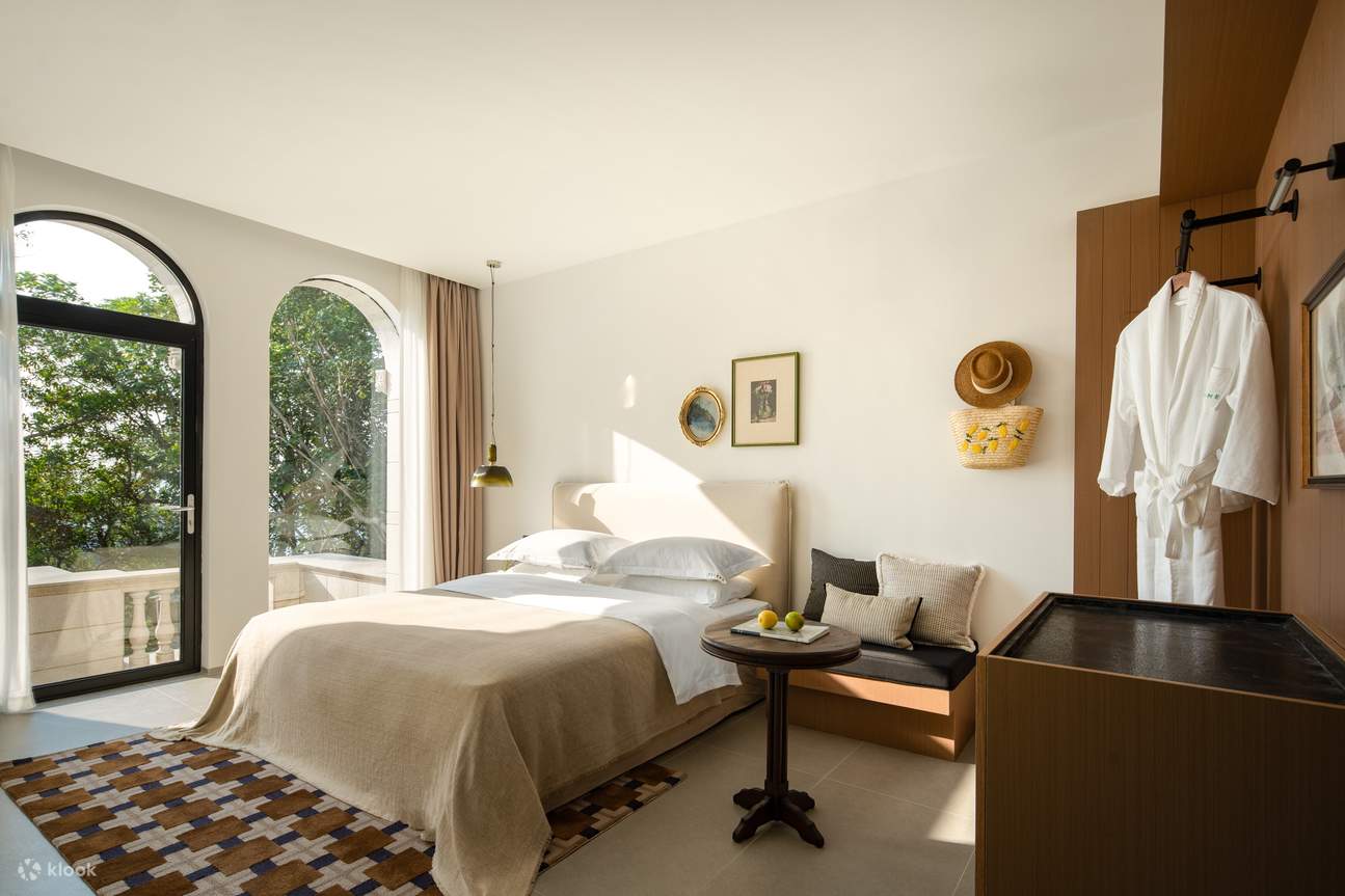 Phòng đôi có hồ bơi trong hang Clouds·Hang động