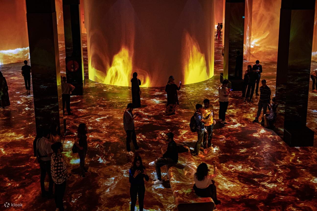 Van Gogh Immersive Digital Art Exhibition at Infinity des Lumieres ...