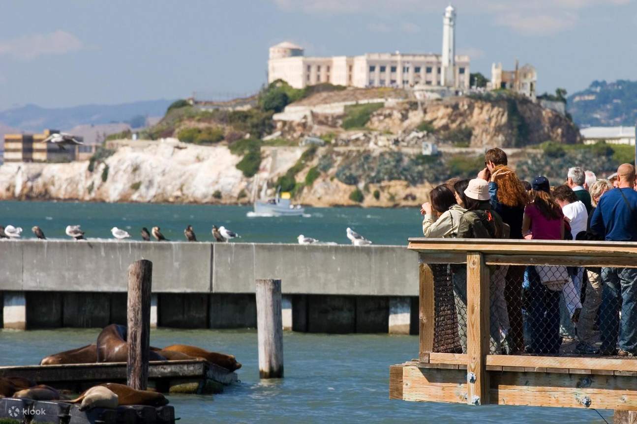 Alcatraz Island pier