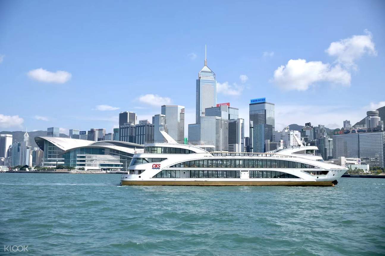 Oriental Pearl Harbour Cruise in Hong Kong (inclu. Snacks & Drinks