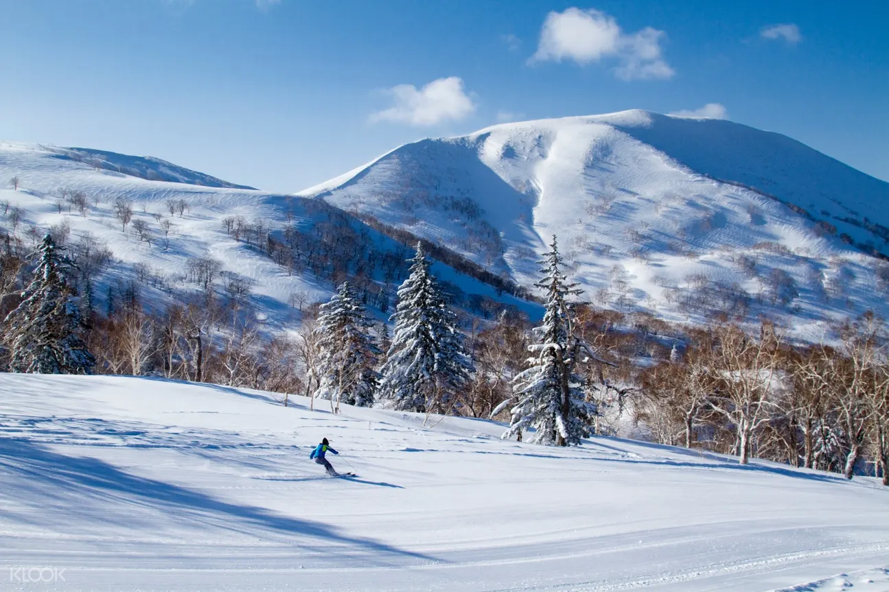 北海道喜乐乐雪世界缆车券 滑雪服 滑雪装备租借 Klook客路中国