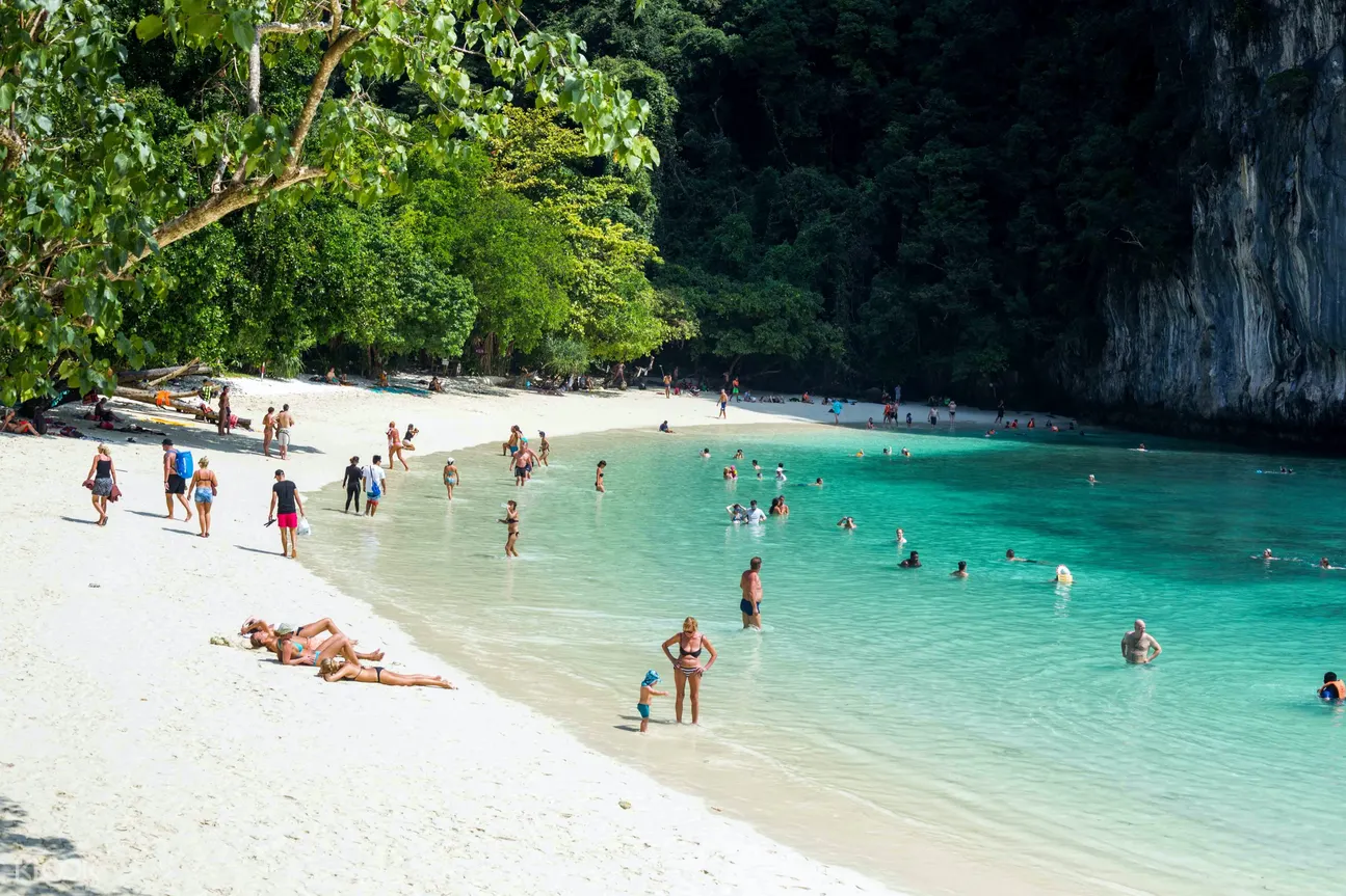 white sandy beach