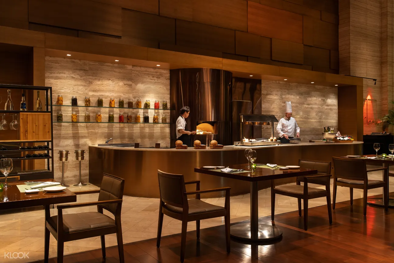 Novotel Citygate Hong Kong Hotel