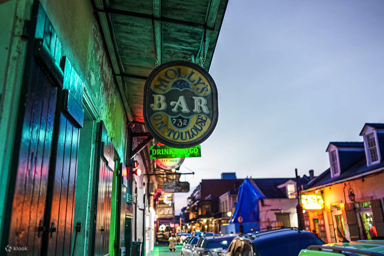 Haunted Pub Crawl oleh New Orleans Ghost Adventures - Klook